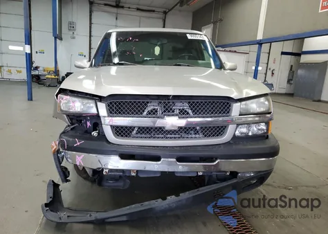 2005 Chevrolet Silverado C1500 из США, поврежденный, VIN 2GCEC13T851376563